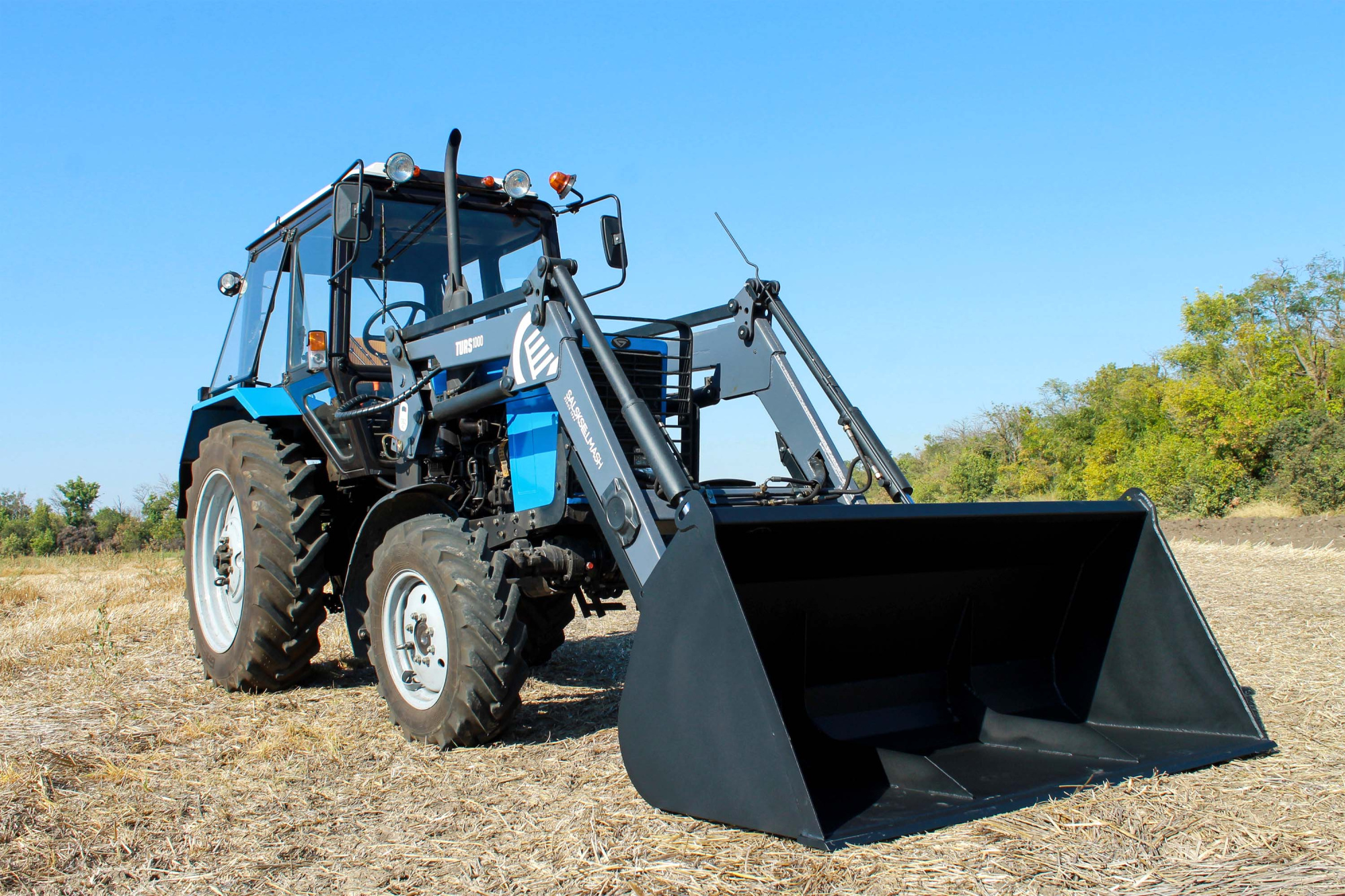 Фронтальный погрузчик КУН (TURS)-1000-0 для трактора МТЗ 82 Фронтальный погрузчик КУН (TURS)-1000-0 для трактора МТЗ 82