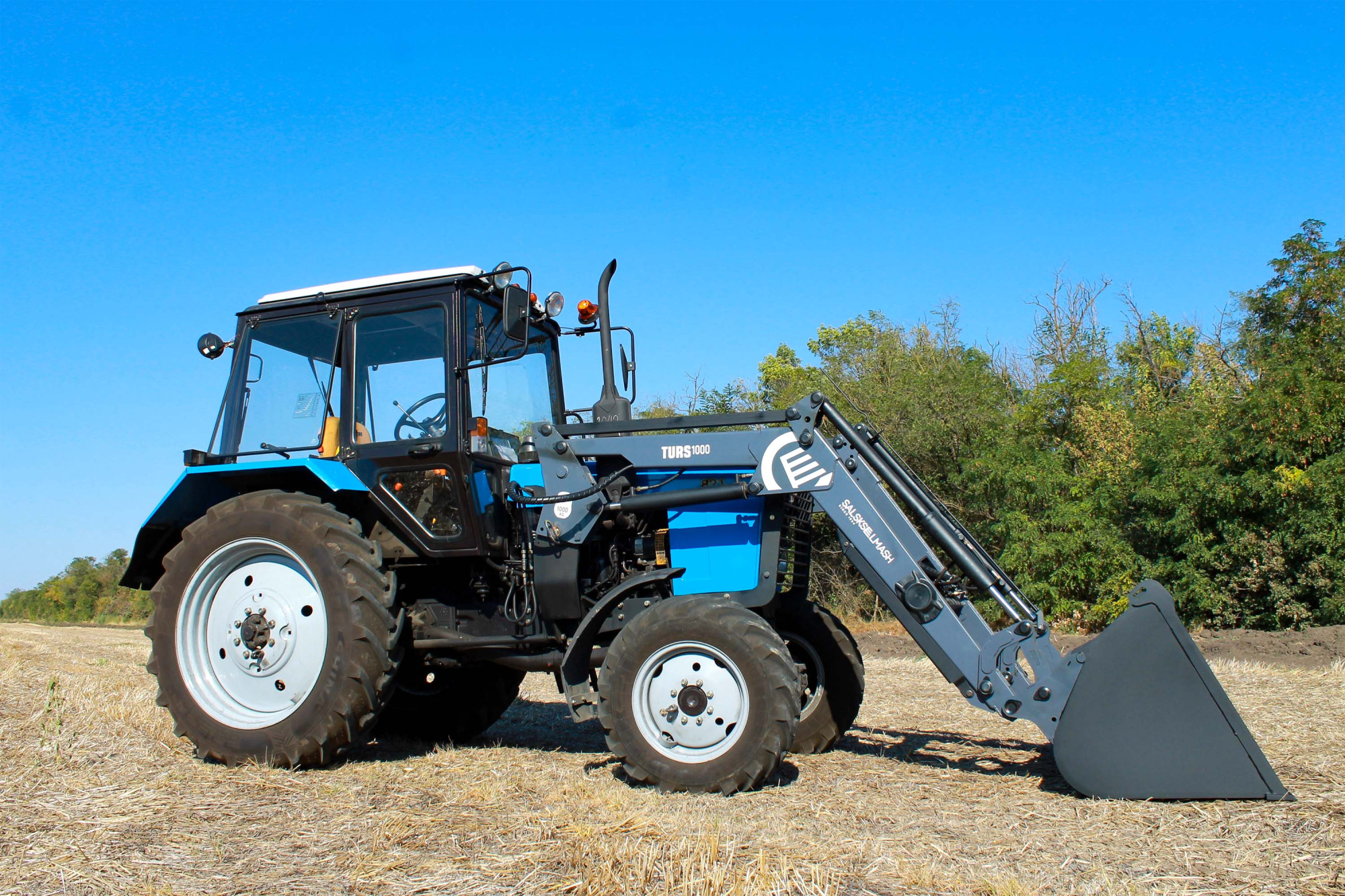 Фронтальный погрузчик КУН (TURS)-1000-0 для трактора МТЗ 82 Фронтальный погрузчик КУН (TURS)-1000-0 для трактора МТЗ 82