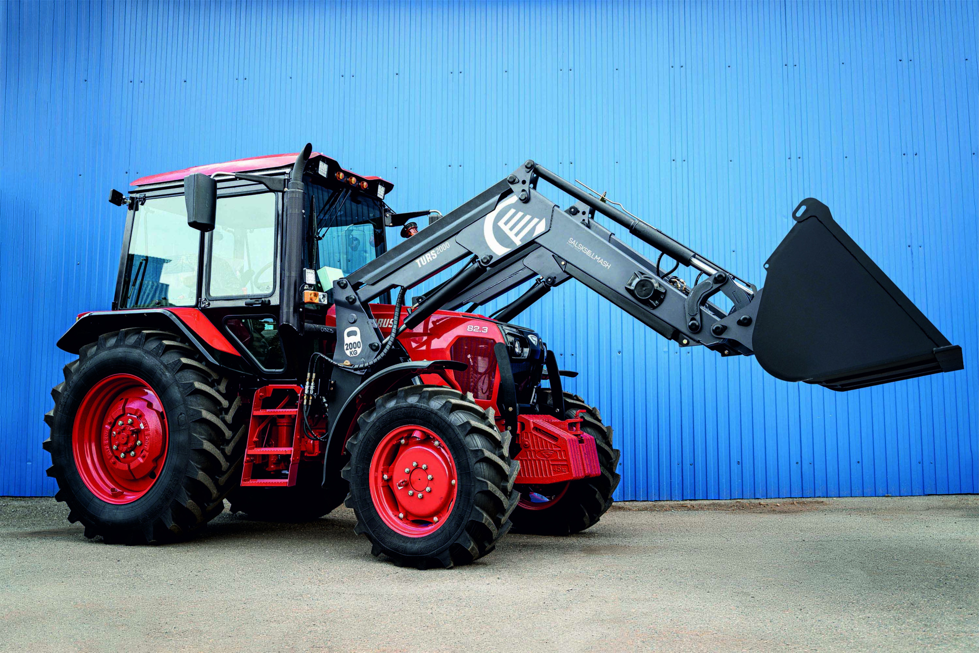 Фронтальный погрузчик КУН (TURS)-2000-0 для трактора МТЗ 82 Фронтальный погрузчик КУН (TURS)-2000-0 для трактора МТЗ 82