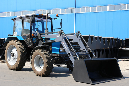 Фронтальный погрузчик КУН (TURS)-1000У-0 для трактора МТЗ 82